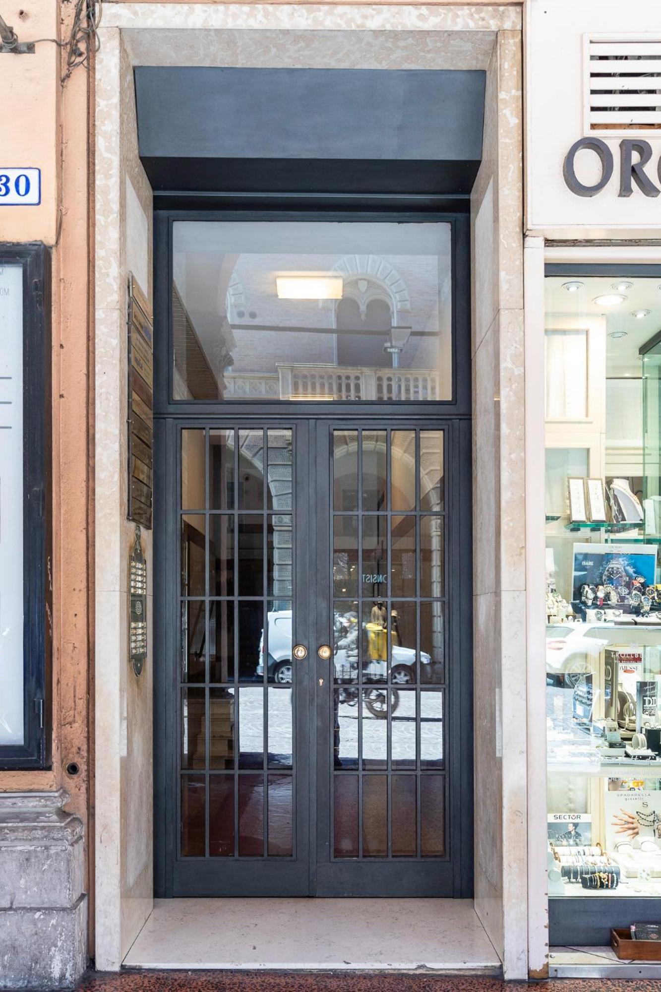 Matildeland Appartamento Centro Storico - Via Indipendenza Болонья Экстерьер фото